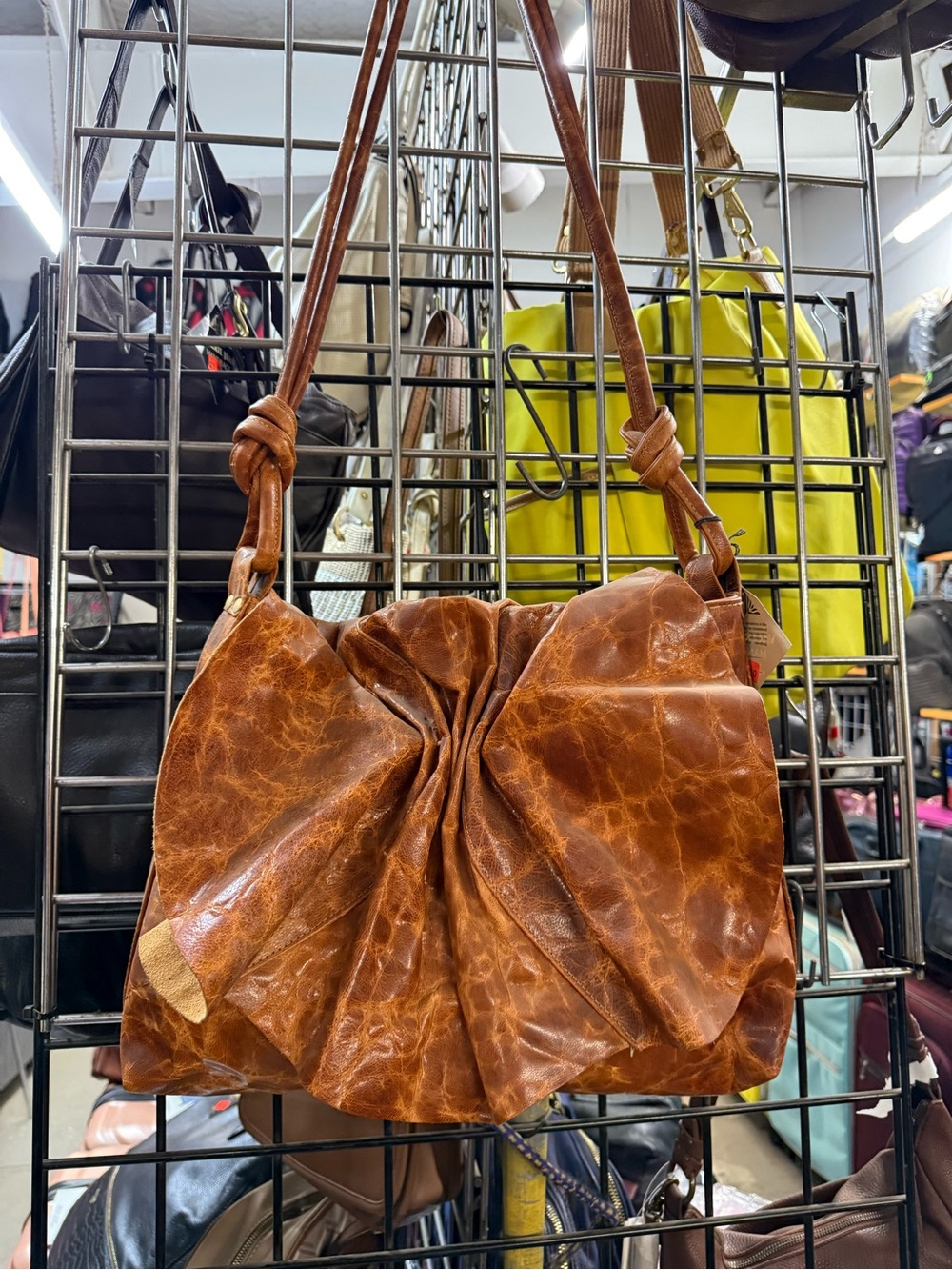 EXTREMELY RARE VINTAGE LEATHER BAG - Picture 5 of 15
